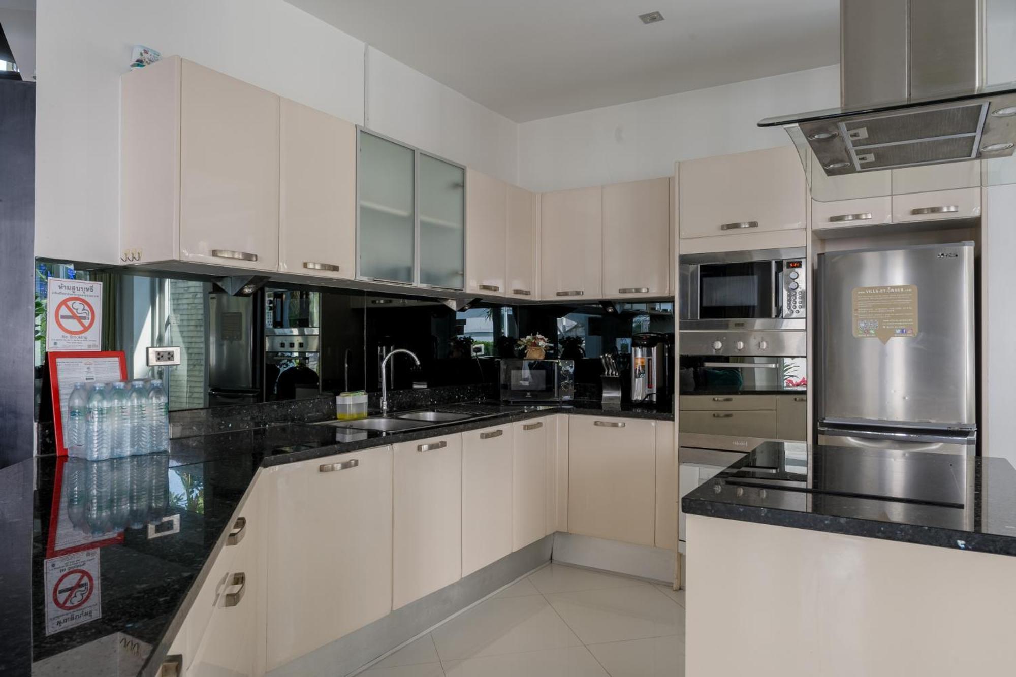 Villas In Pattaya Pantai Jomtien Bilik gambar