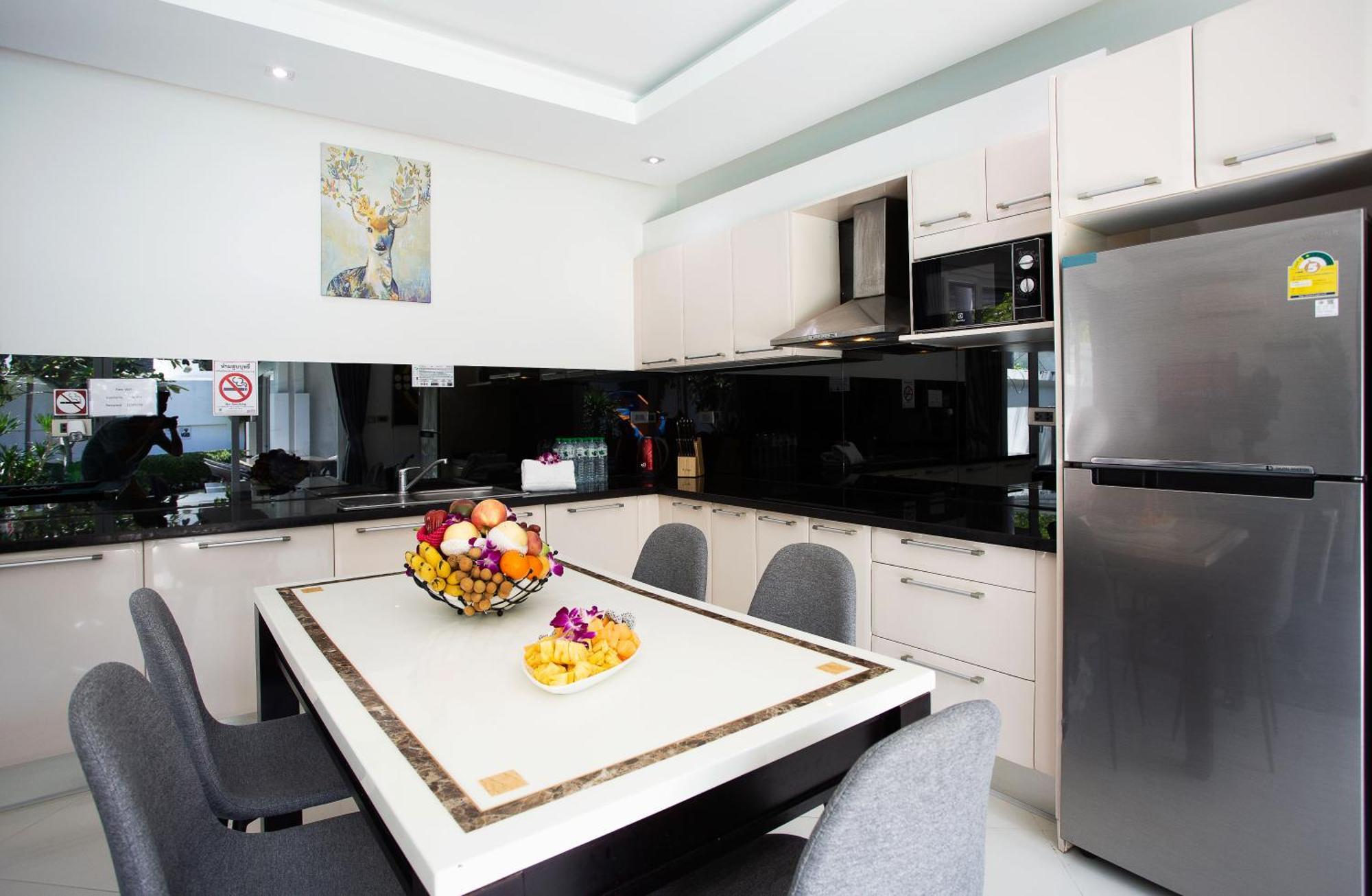 Villas In Pattaya Pantai Jomtien Luaran gambar